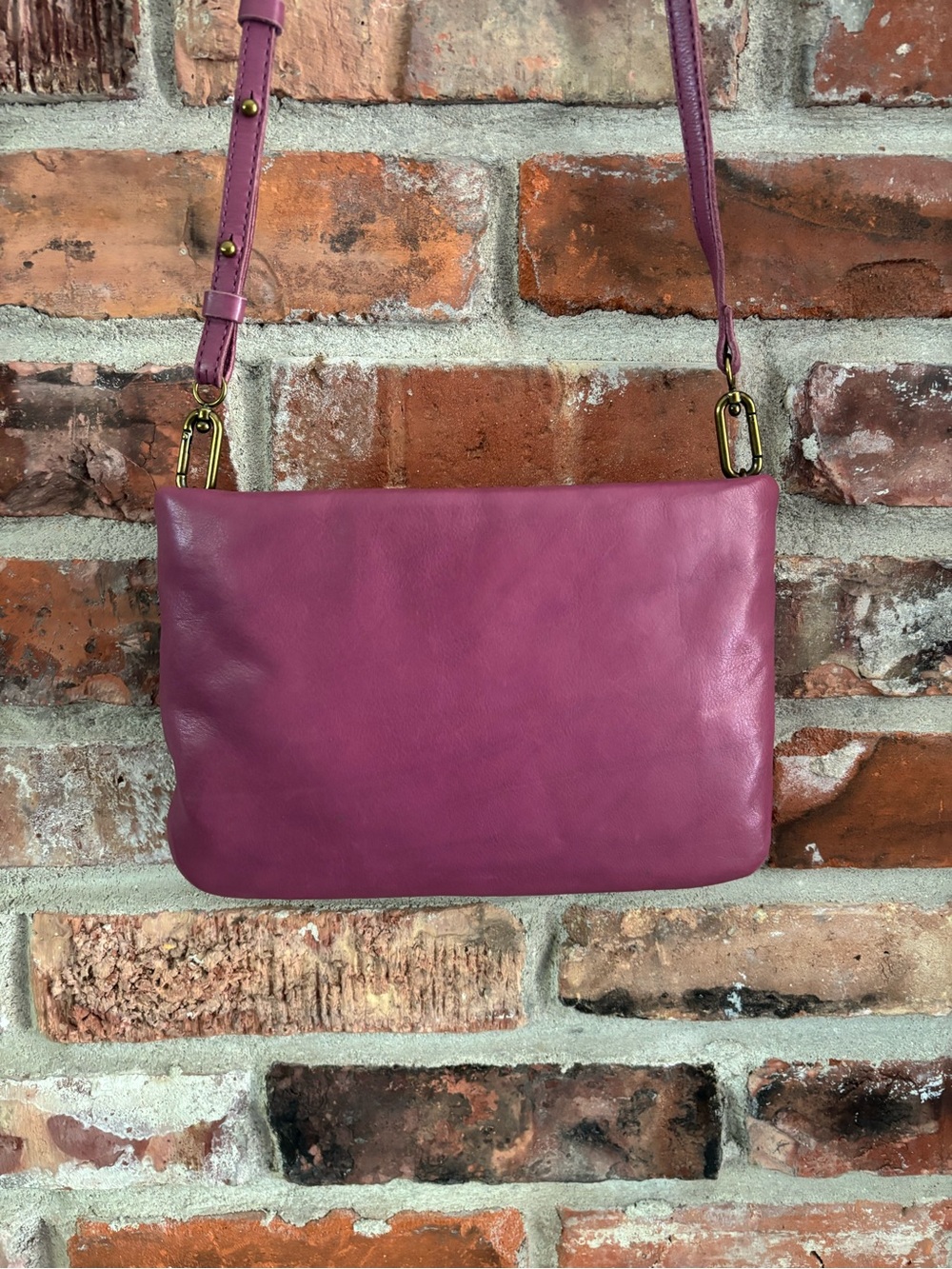 Madewell Purple The Puff Leather Crossbody Purse NWT - Picture 4 of 9